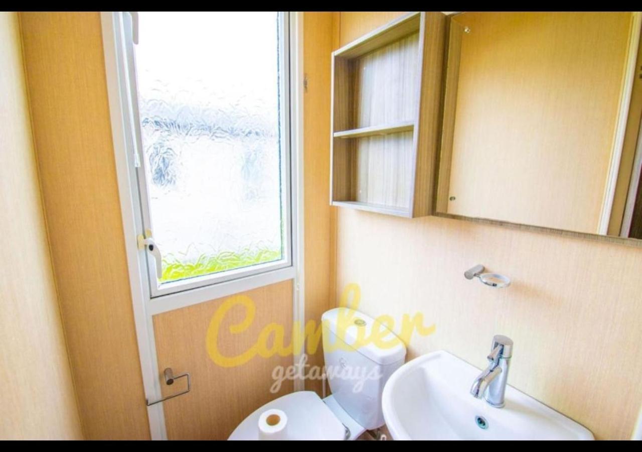 Mp502 - Camber Sands Holiday Park - Sleeps 6 - Small Dog - Gated Decking - Amazing Marsh Views Eksteriør bilde